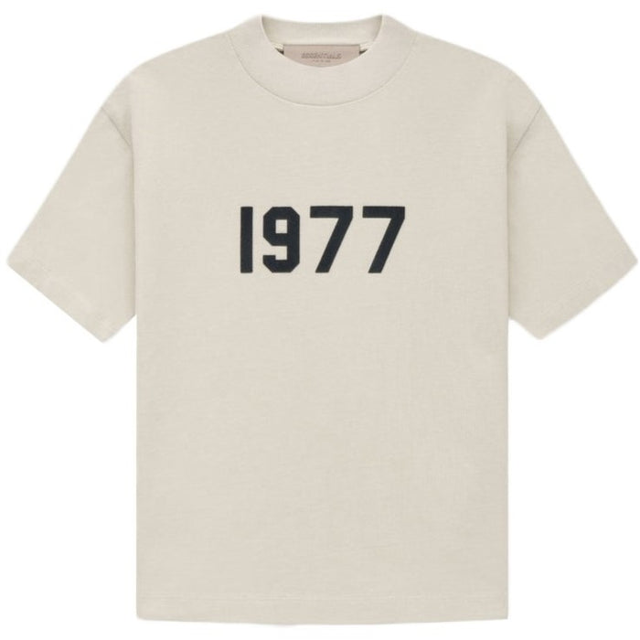 FEAR OF GOD ESSENTIALS WOMEN'S 1977 T-SHIRT WHEAT – The Mainstreet 