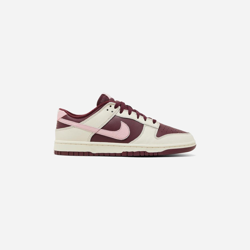 NIKE DUNK LOW RETRO PRM VALENTINE'S DAY