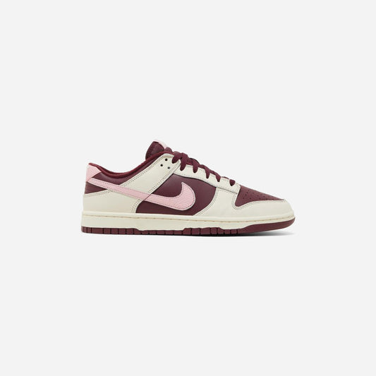 NIKE DUNK LOW RETRO PRM VALENTINE'S DAY