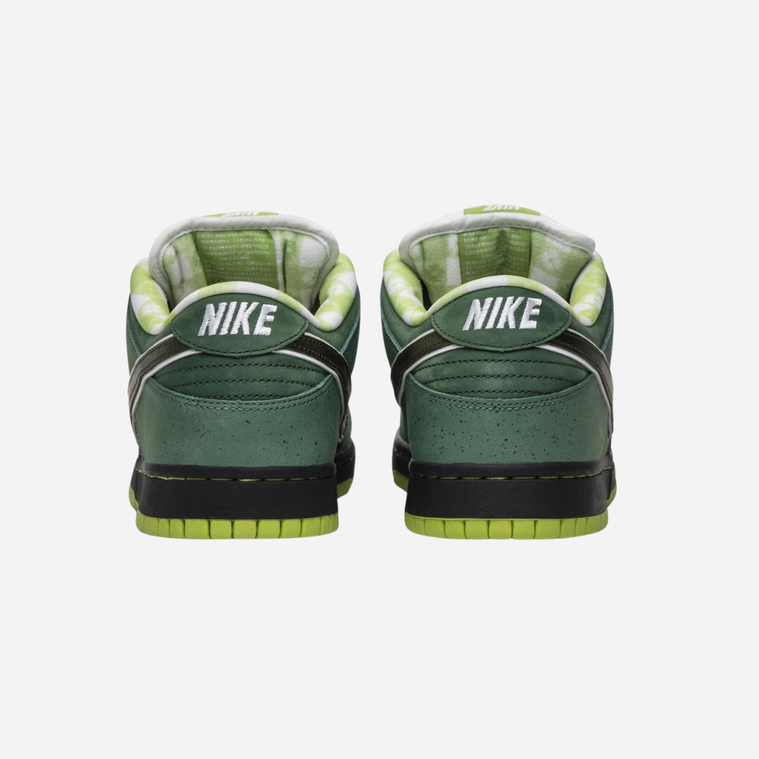 Nike dunk green lobster best sale