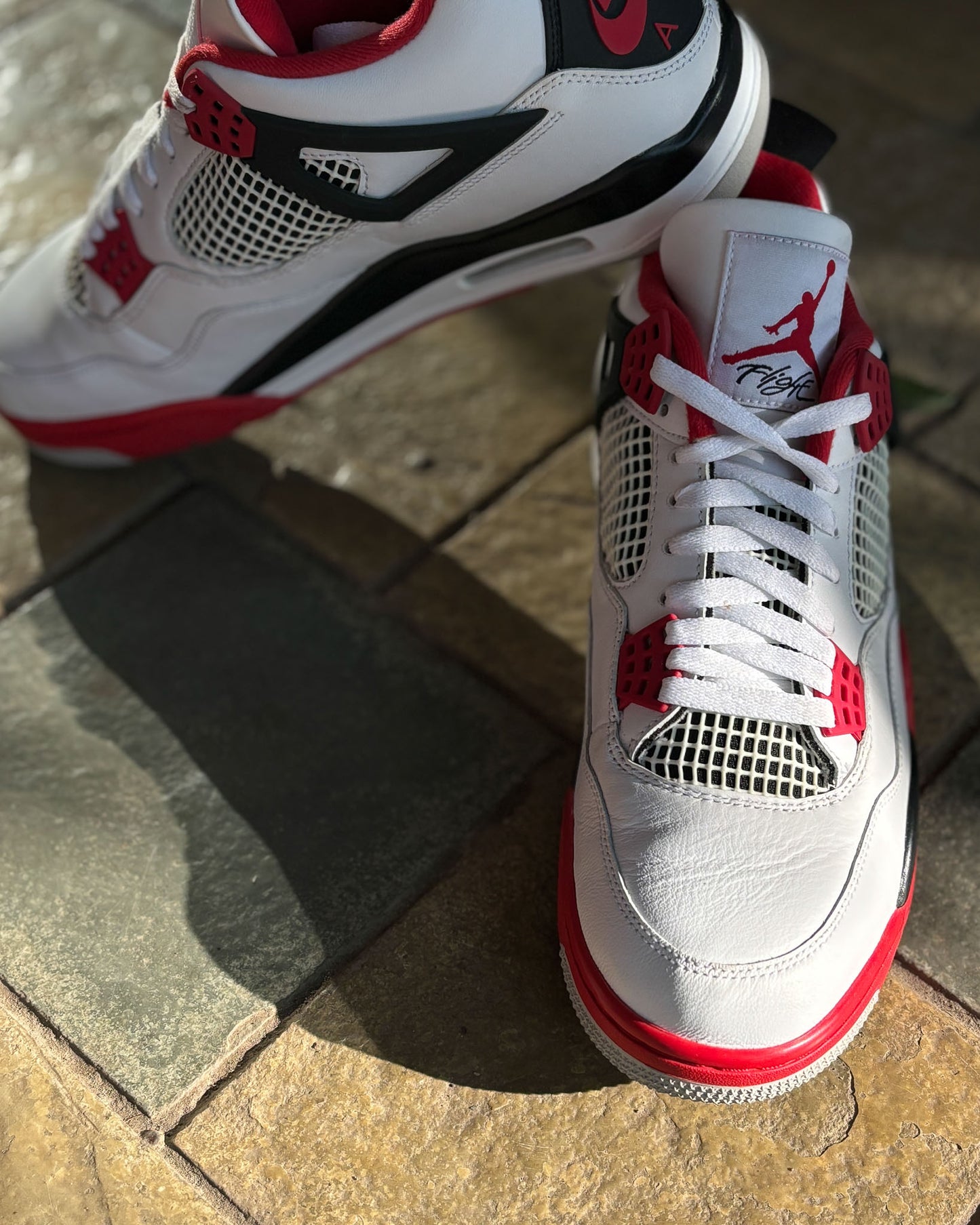 Air Jordan 4 Retro White/Red Black-Tech Grey