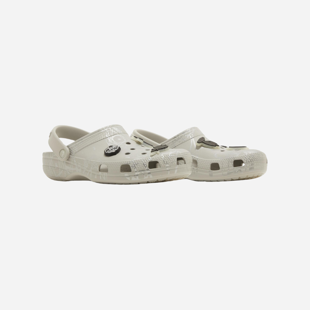 CROCS CLASSIC CLOG FUTURA LABORATORIES PEARL WHITE