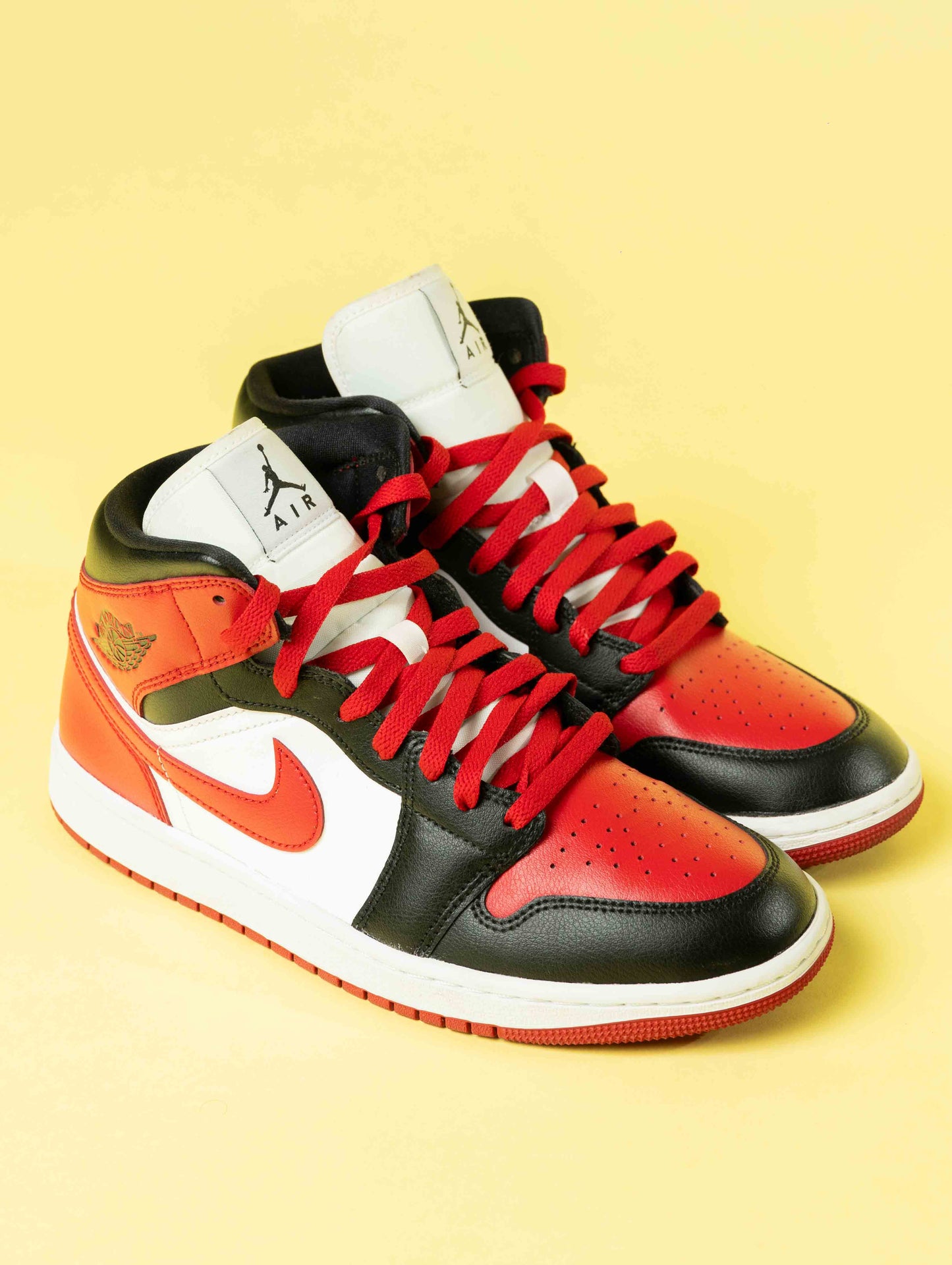 Jordan 1 Mid Alternate Bred Toe (Women's)