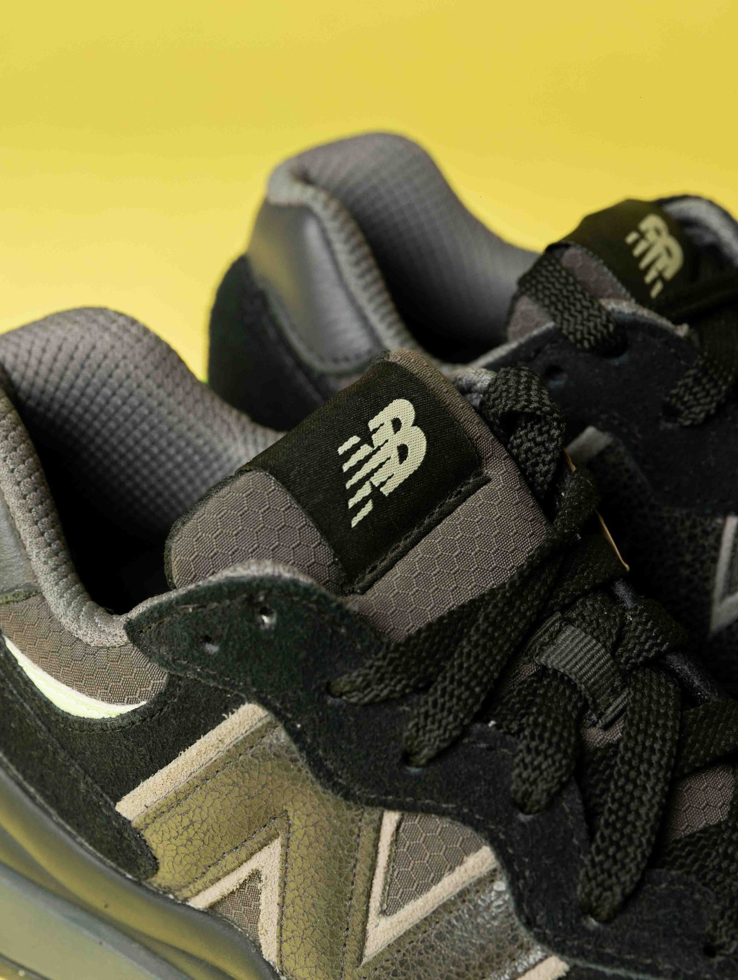 New Balance 57/40 Wonderland Pack Black Green Glow