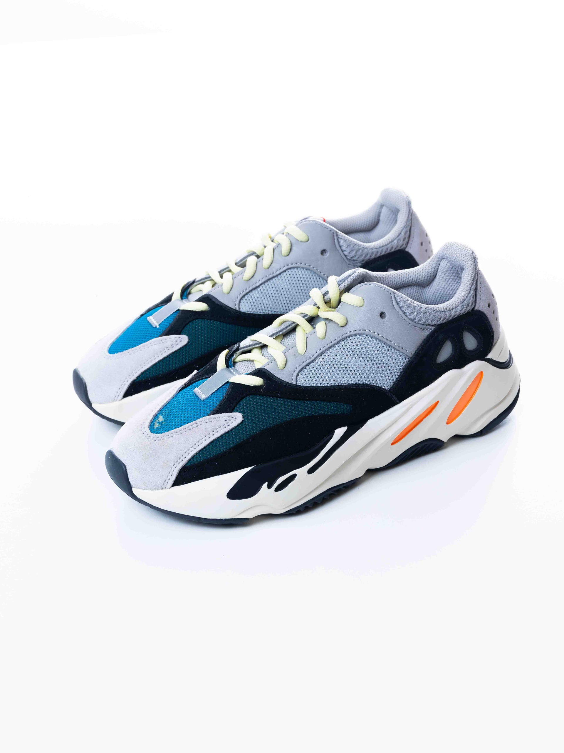 Adidas Yeezy Boost 700 Wave Runner Solid Grey (UK 6.5) – The Mainstreet  Marketplace