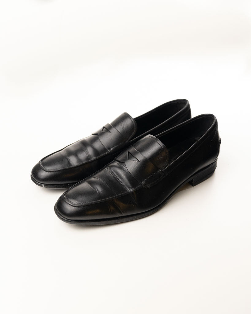 TODS BLACK SLIP ON LOAFERS