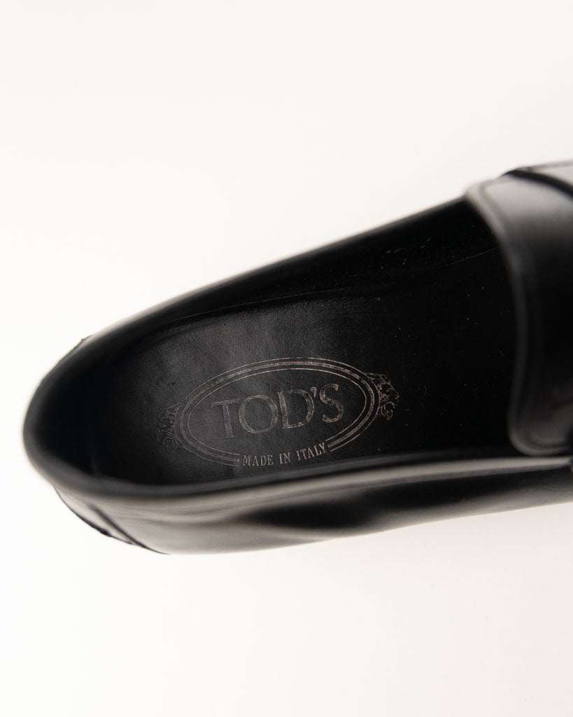 TODS BLACK SLIP ON LOAFERS