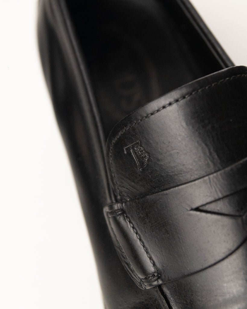 TODS BLACK SLIP ON LOAFERS