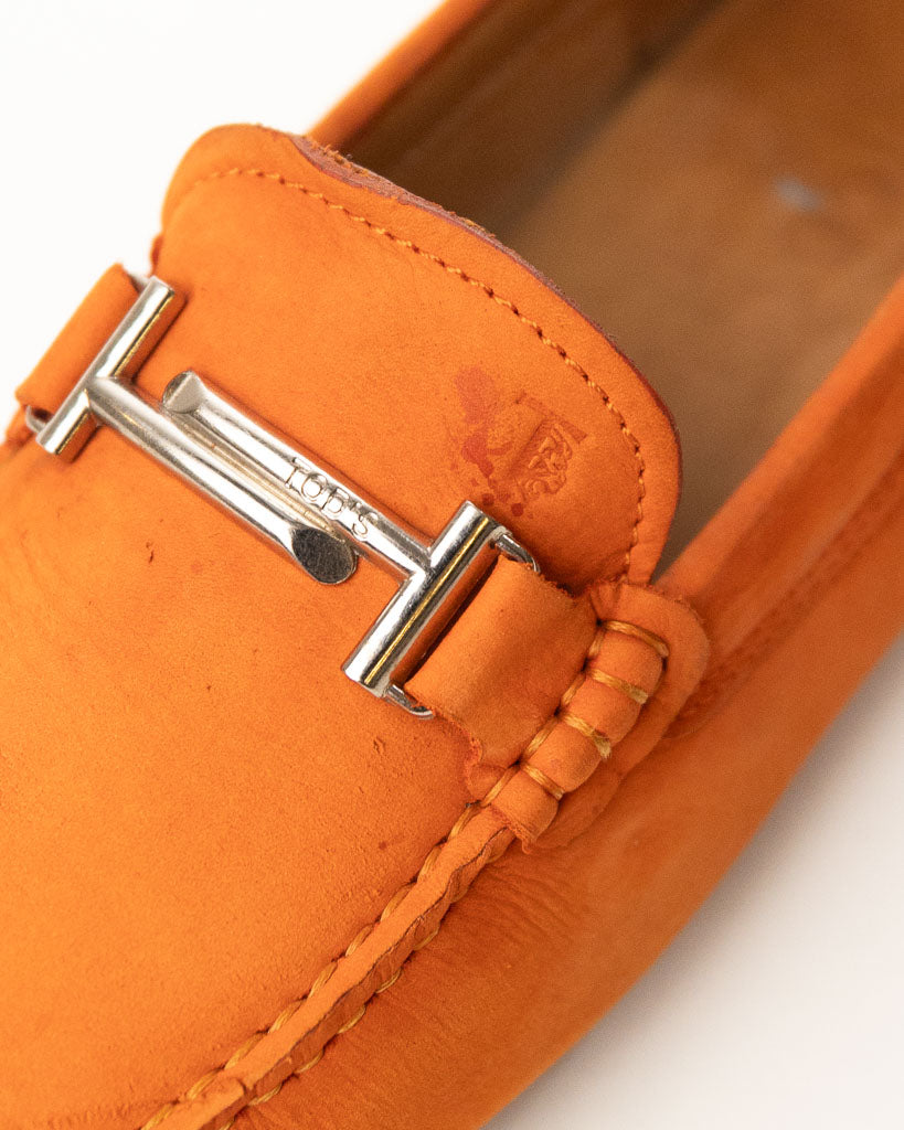 TOD'S ORANGE SUEDE LEATHER DOUBLE T SLIP ON LOAFERS