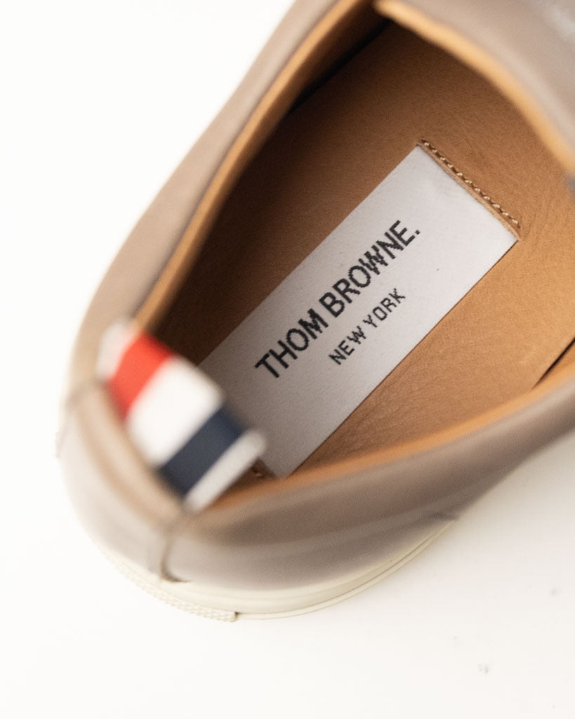 THOM BROWNE GROSGRAIN TRIM LEATHER SNEAKER