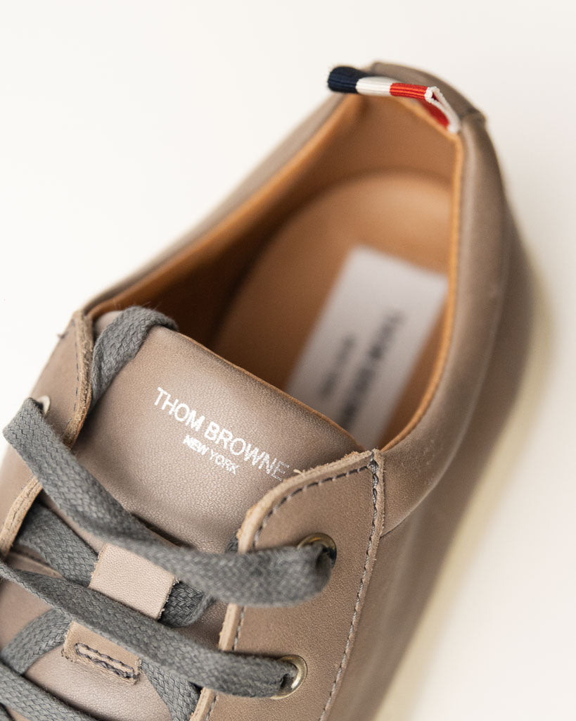 THOM BROWNE GROSGRAIN TRIM LEATHER SNEAKER