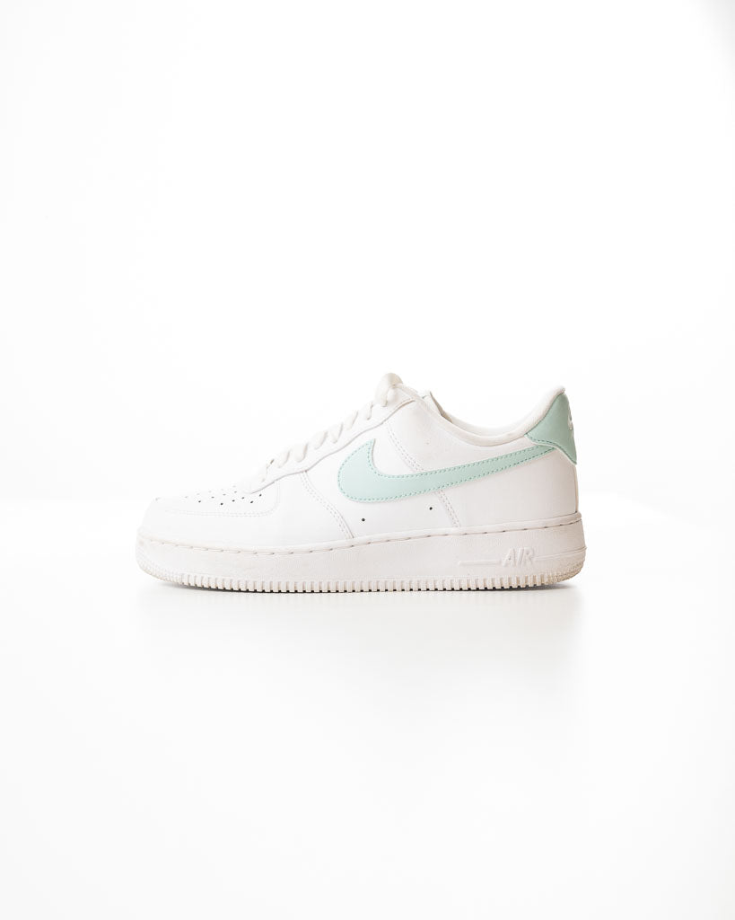 NIKE AIR FORCE 1 LOW JADE ICE (WOMEN'S)