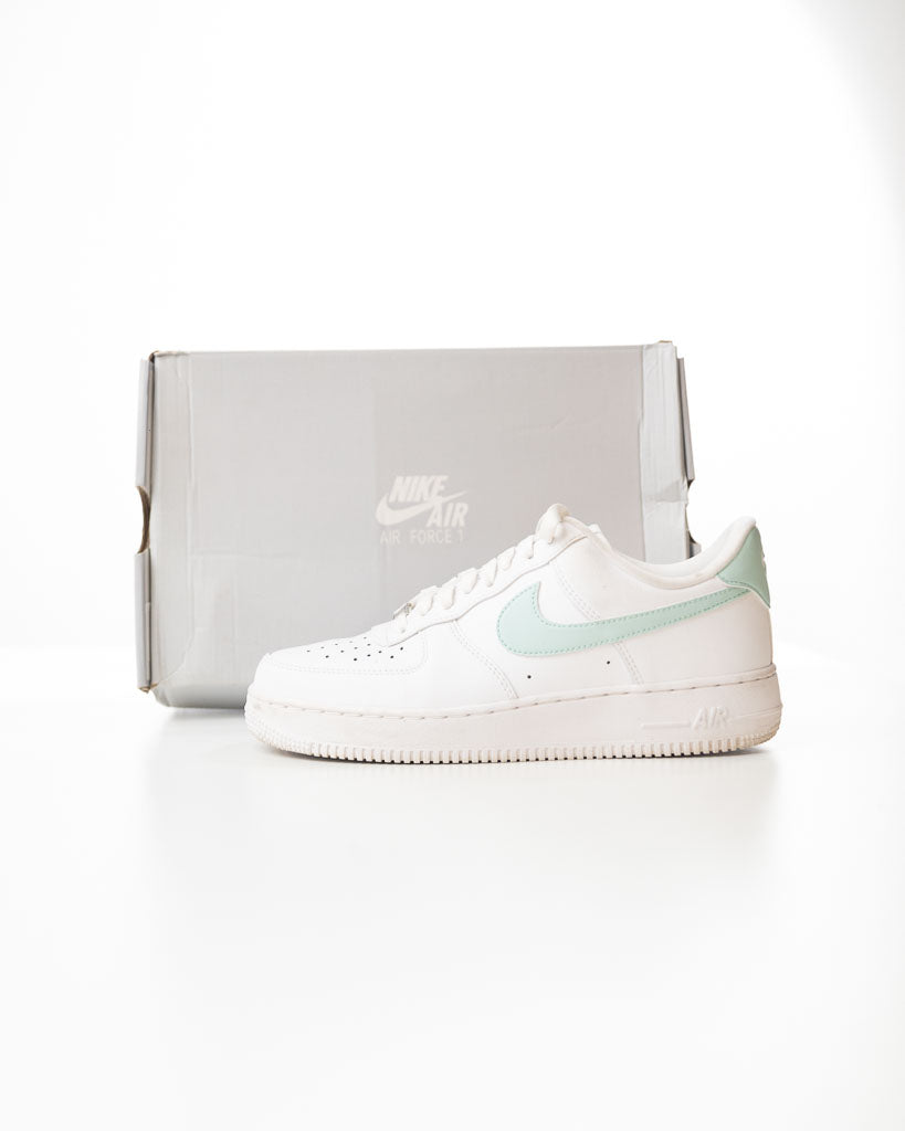 NIKE AIR FORCE 1 LOW JADE ICE (WOMEN'S)