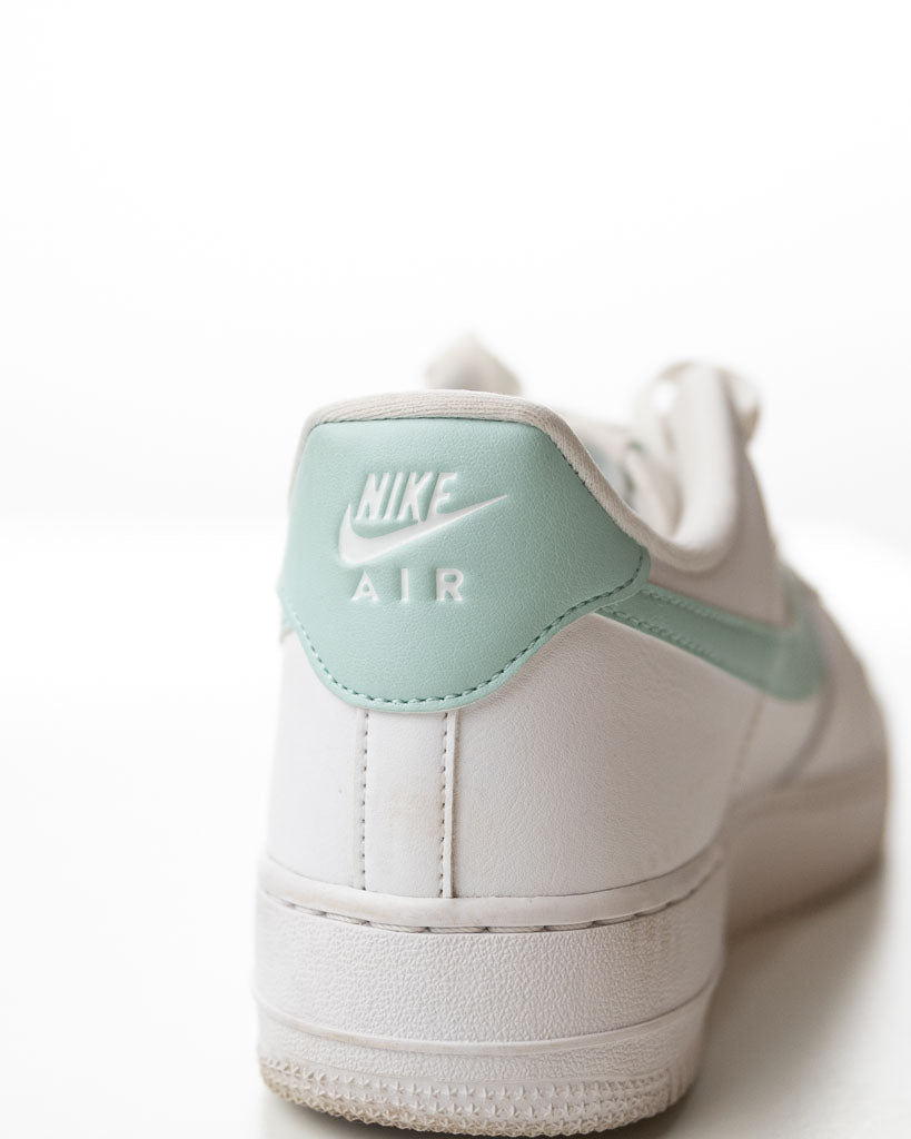 NIKE AIR FORCE 1 LOW JADE ICE (WOMEN'S)