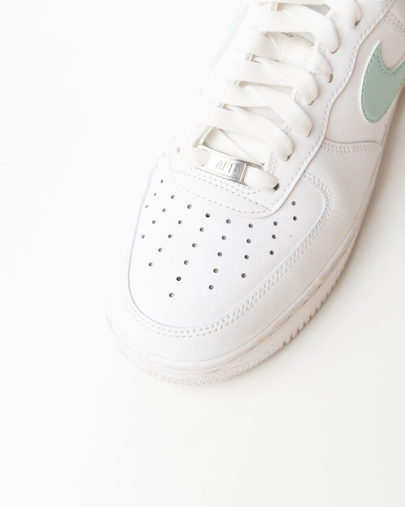 NIKE AIR FORCE 1 LOW JADE ICE (WOMEN'S)