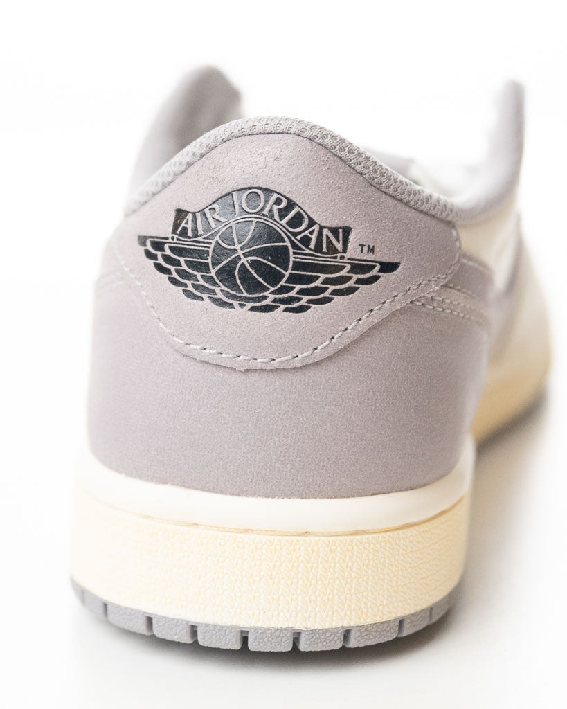 Air Jordan 1 Retro Low OG 'Atmosphere Grey'