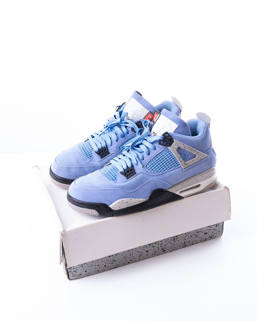 JORDAN 4 RETRO UNIVERSITY BLUE