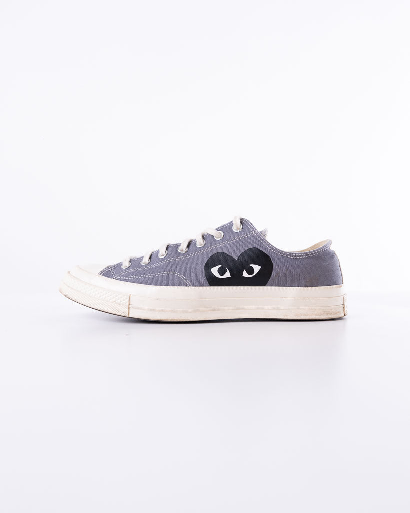 CONVERSE PLAY BLACK HEART GREY LOW TOP - SNEAKERS