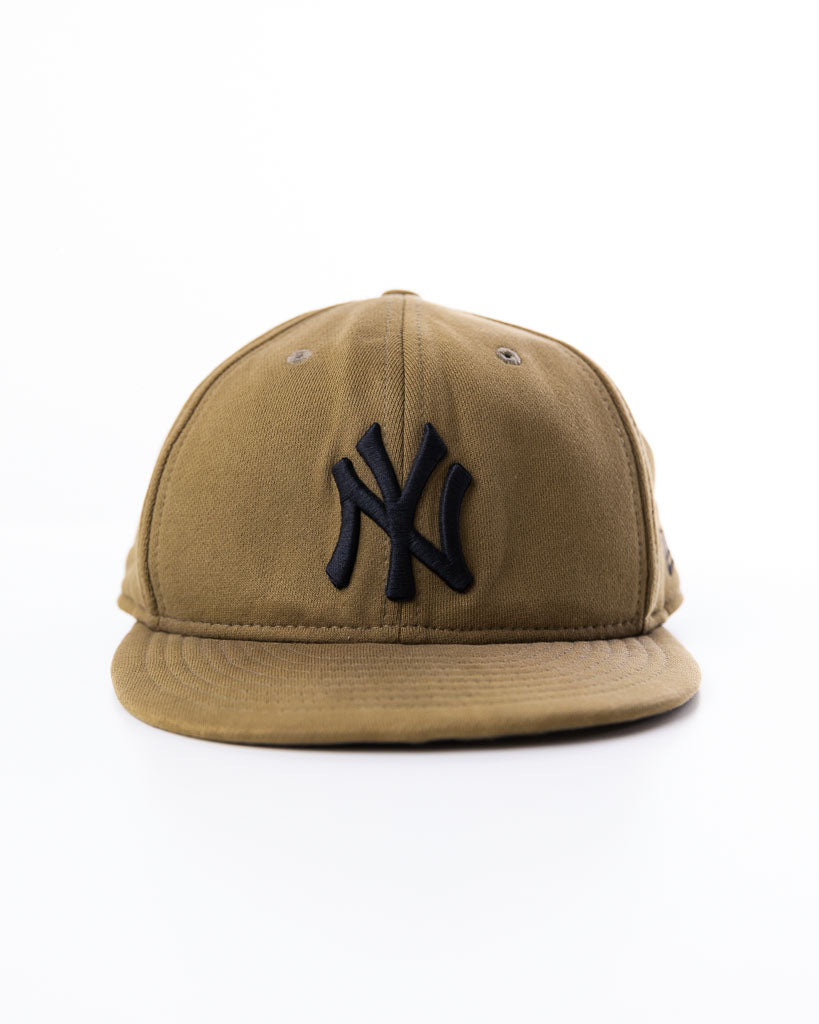 New Era New York Yankees Moss Green Snapback Cap