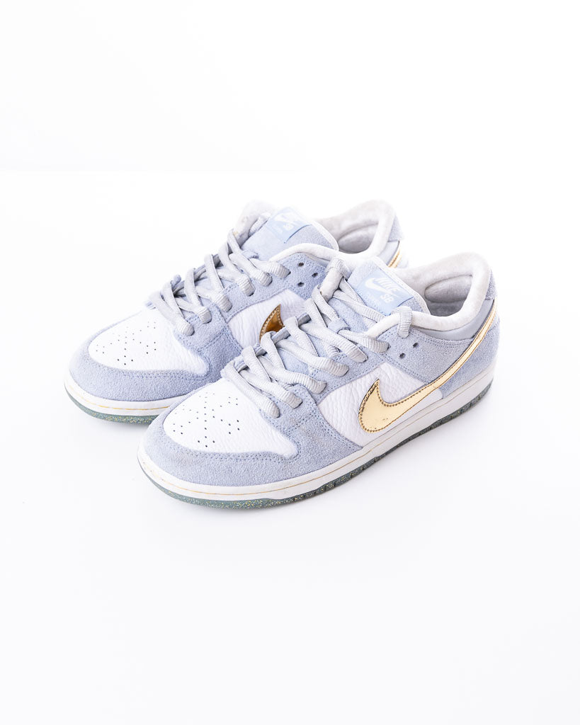 NIKE SB DUNK LOW X SEAN CLIVER