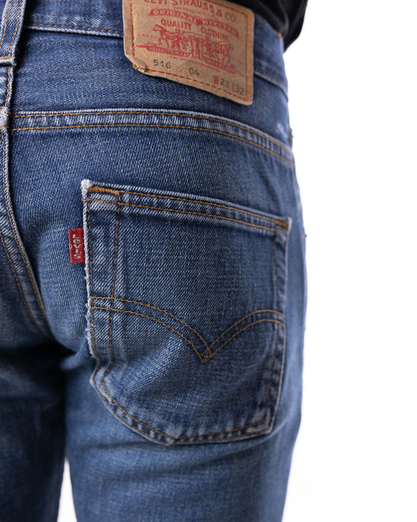 Vintage Levis 516 Bootcut Denim Dark Blue