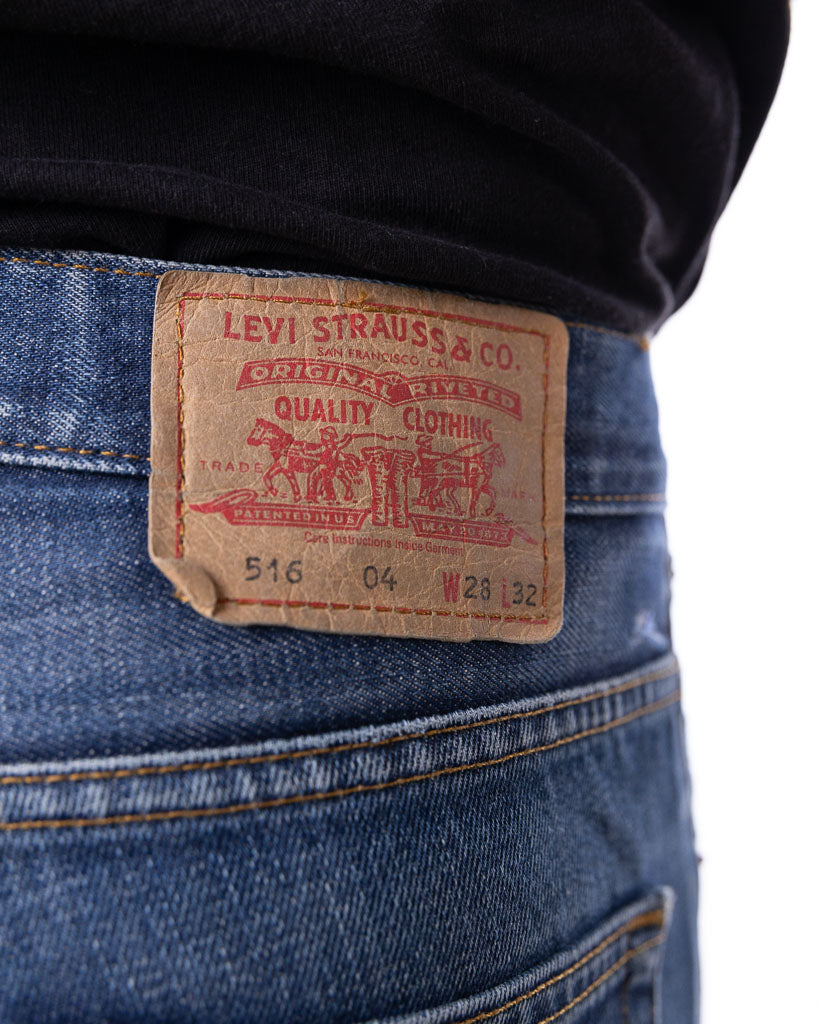 Vintage Levis 516 Bootcut Denim Dark Blue