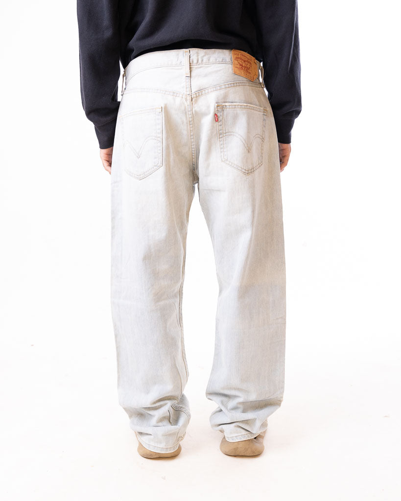 Vintage Levis 501 Bleached Light Blue