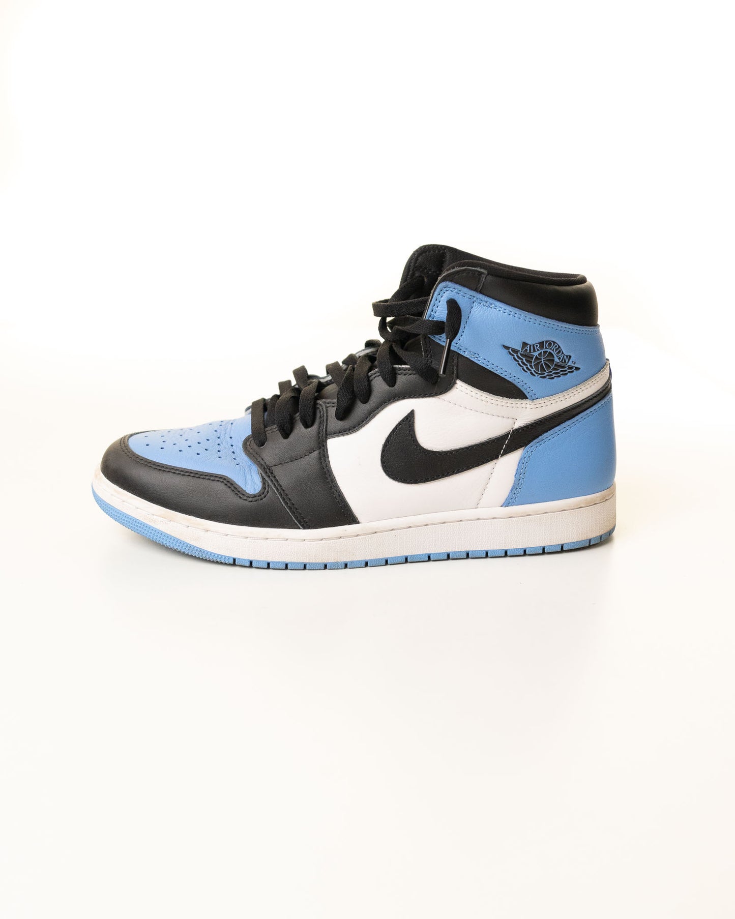 Jordan 1 Retro High OG UNC Toe