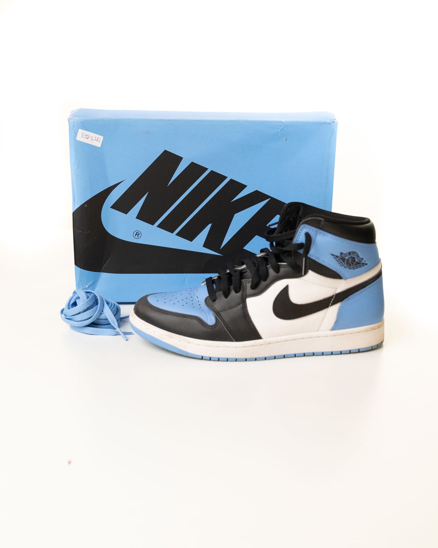 Jordan 1 Retro High OG UNC Toe