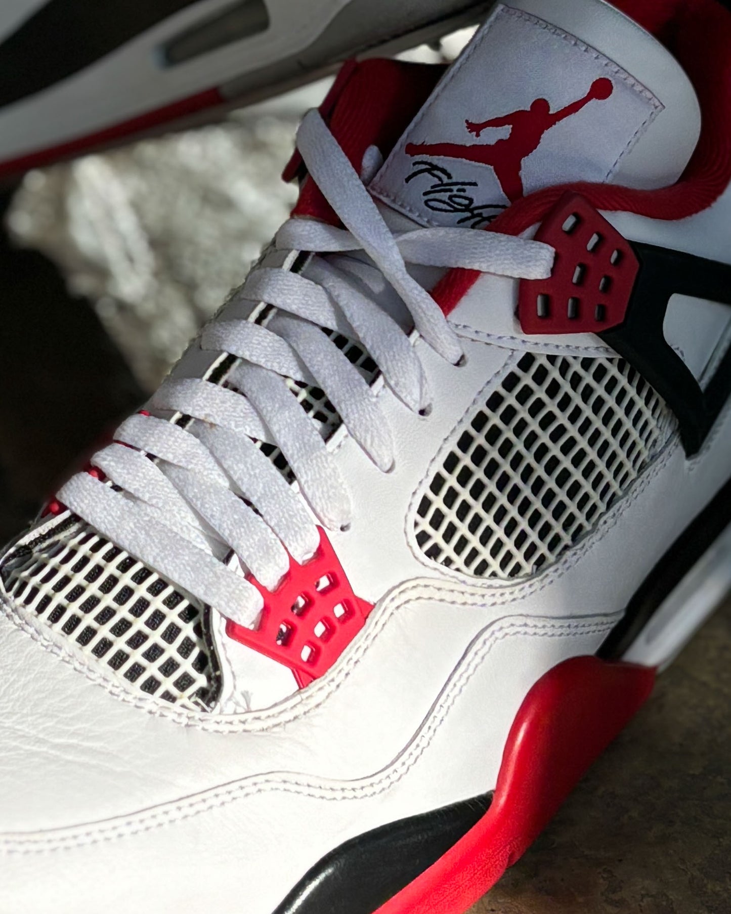 Air Jordan 4 Retro White/Red Black-Tech Grey