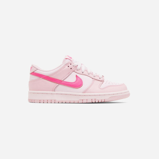 NIKE DUNK LOW TRIPLE PINK