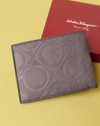 Salvatore Ferragamo Gancini wallet _ grey