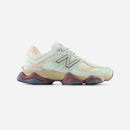 New Balance 9060 Clay Ash