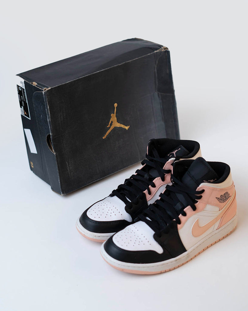 Air Jordan 1 Mid Crimson Tint