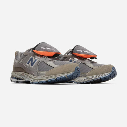 New Balance 2002R Pouch - Castle Grey