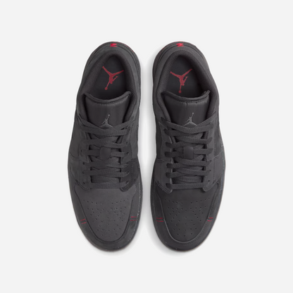 Nike AJ1 Low Se Dark Smoke