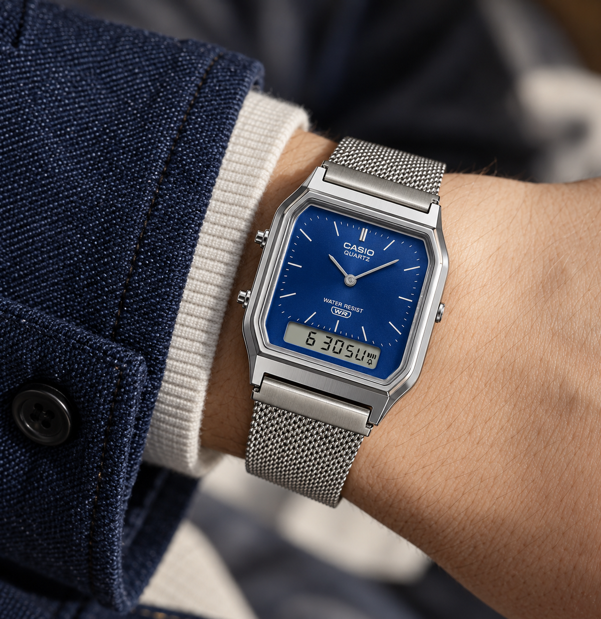 Casio Vintage AQ-230EM-2ADF Analog-Digital Mesh Blue Watch