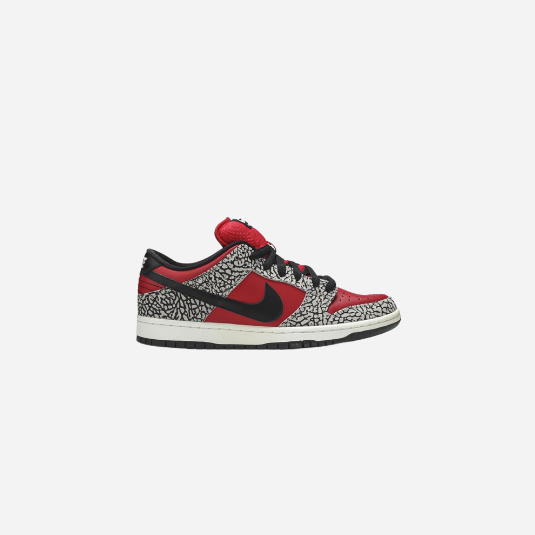 SB DUNK LOW SUPREME RED CEMENT