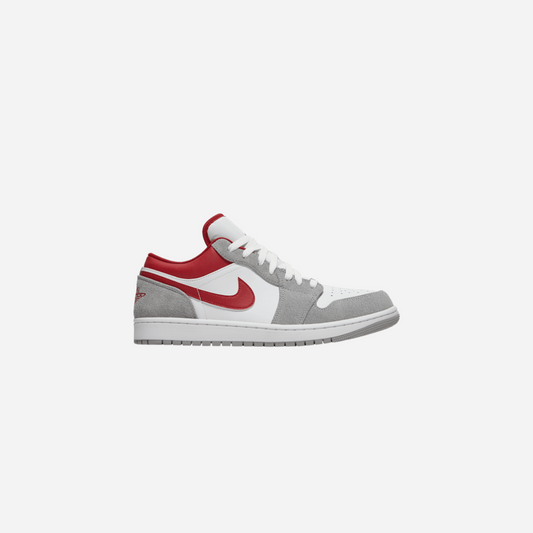 JORDAN 1 LOW SE LIGHT SMOKE GREY GYM RED