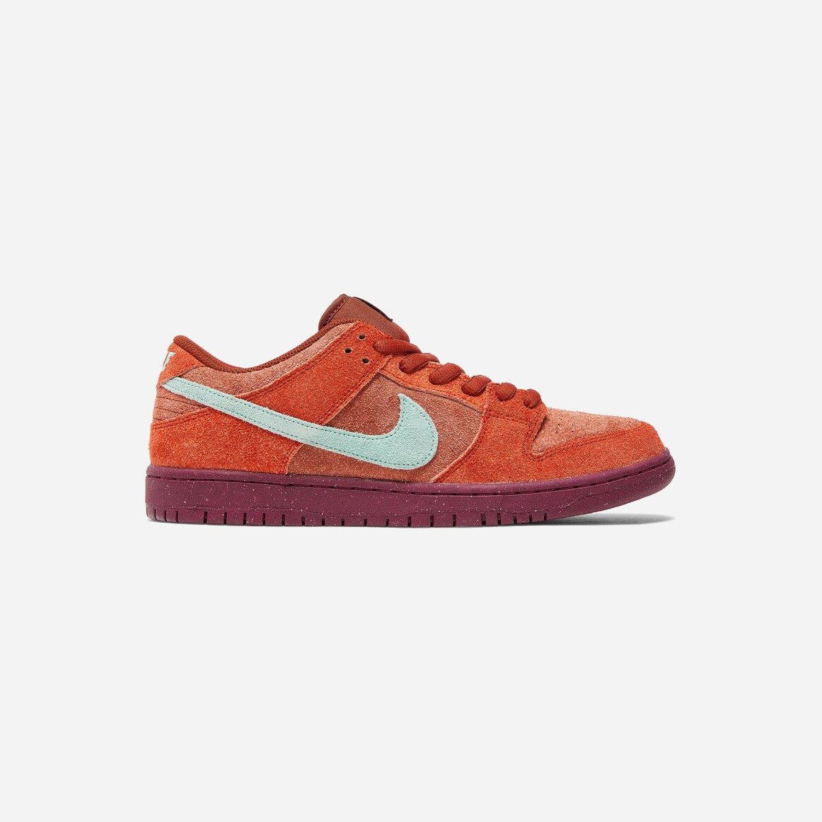 NIKE SB DUNK LOW MYSTIC RED