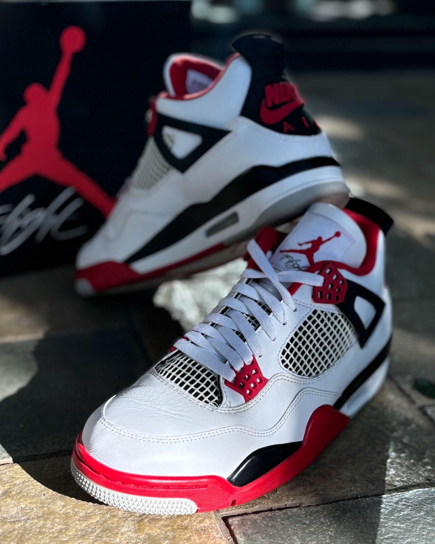 Air Jordan 4 Retro White/Red Black-Tech Grey