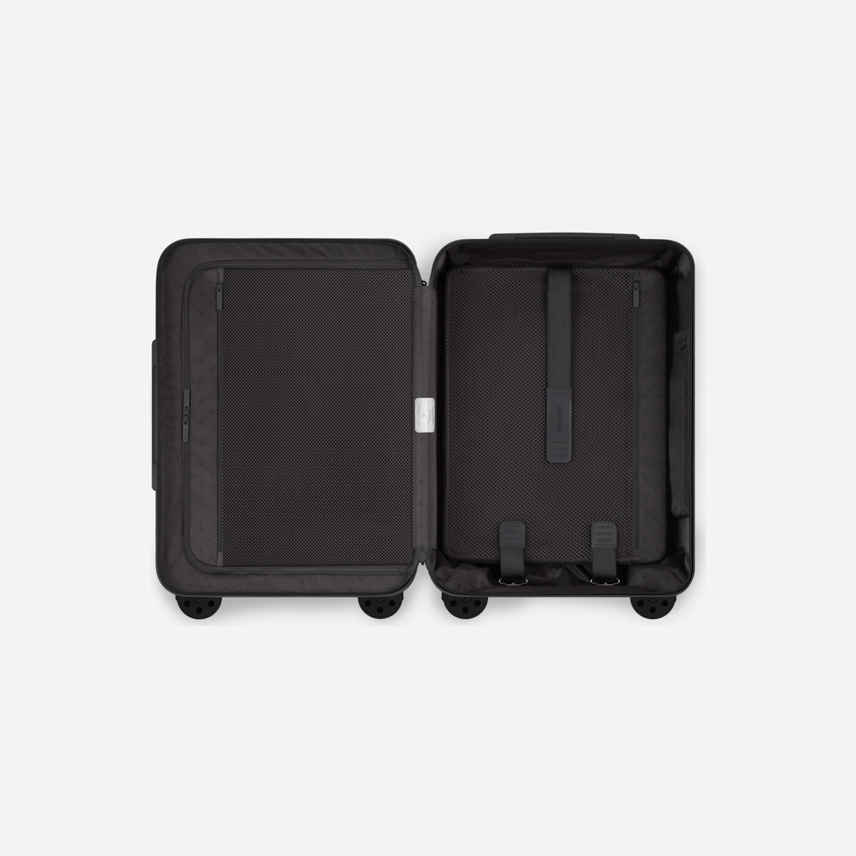 RIMOWA Essential Cabin Plus Matte Black