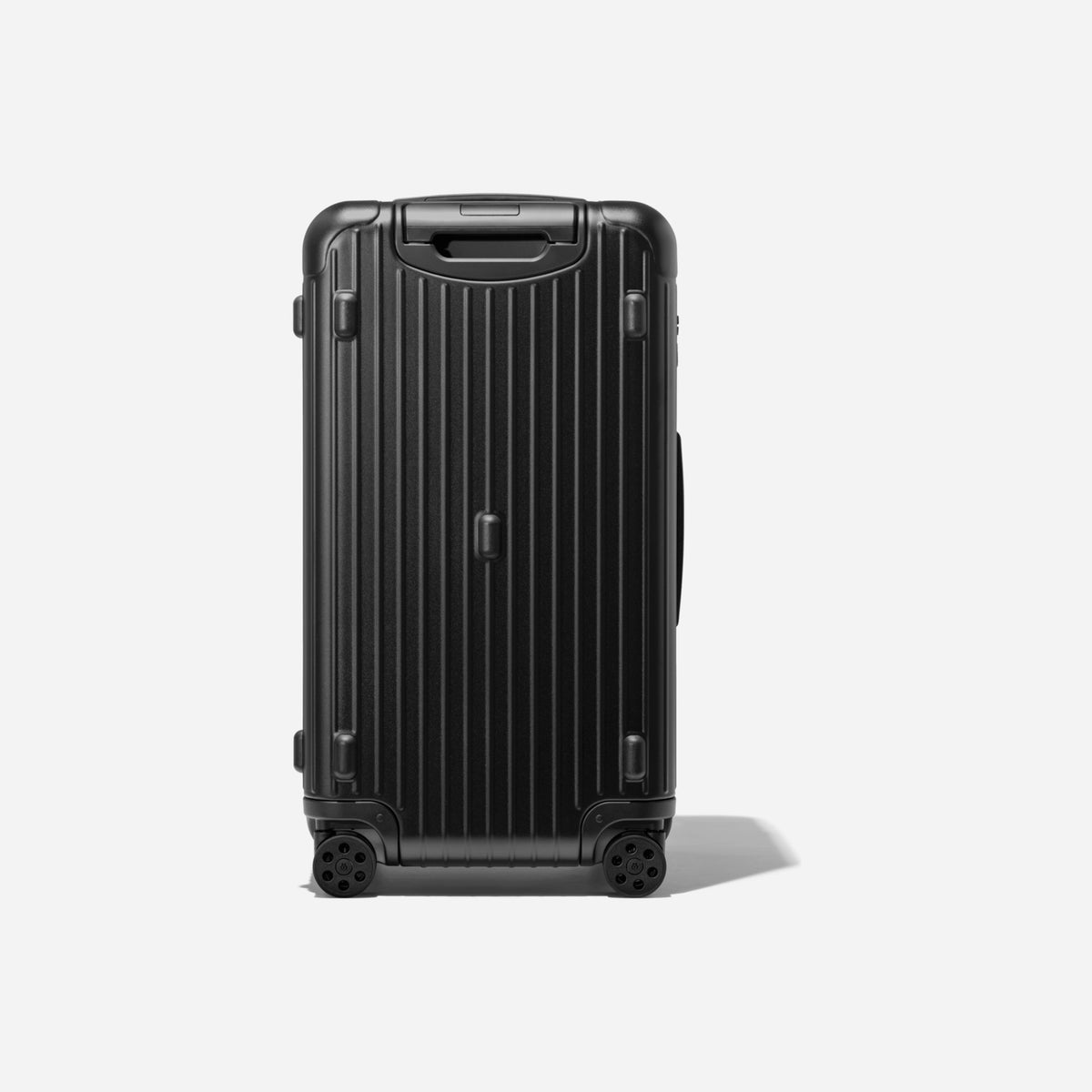RIMOWA Essential Trunk Matte Black