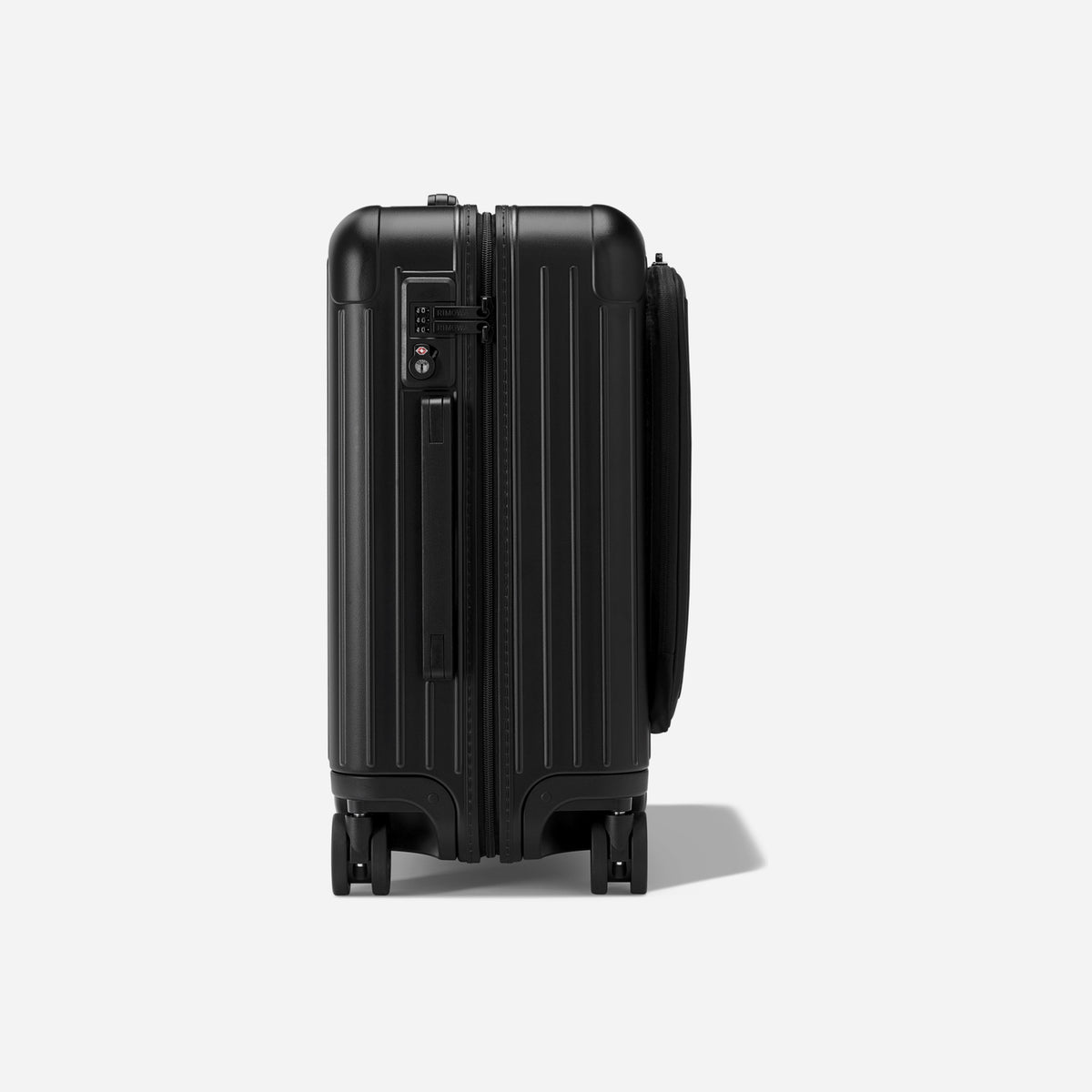 RIMOWA Essential Sleeve Cabin Plus Matte Black