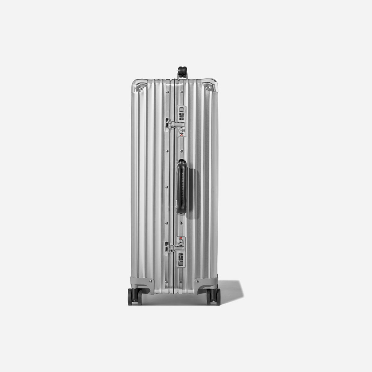 RIMOWA Classic Check-In M Silver