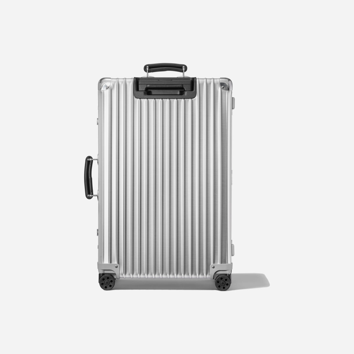 RIMOWA Classic Check-In M Silver
