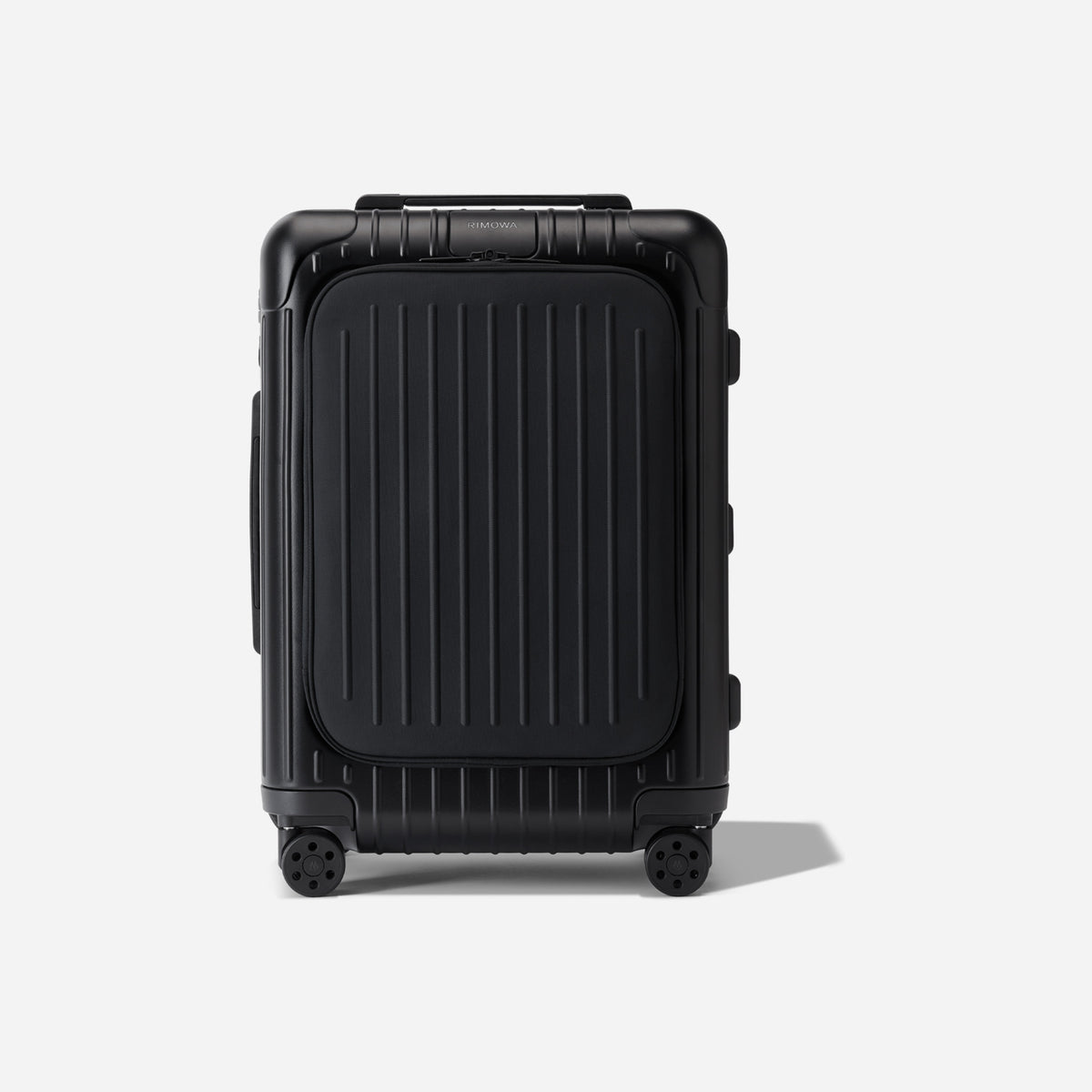 RIMOWA Essential Sleeve Cabin Matte Black