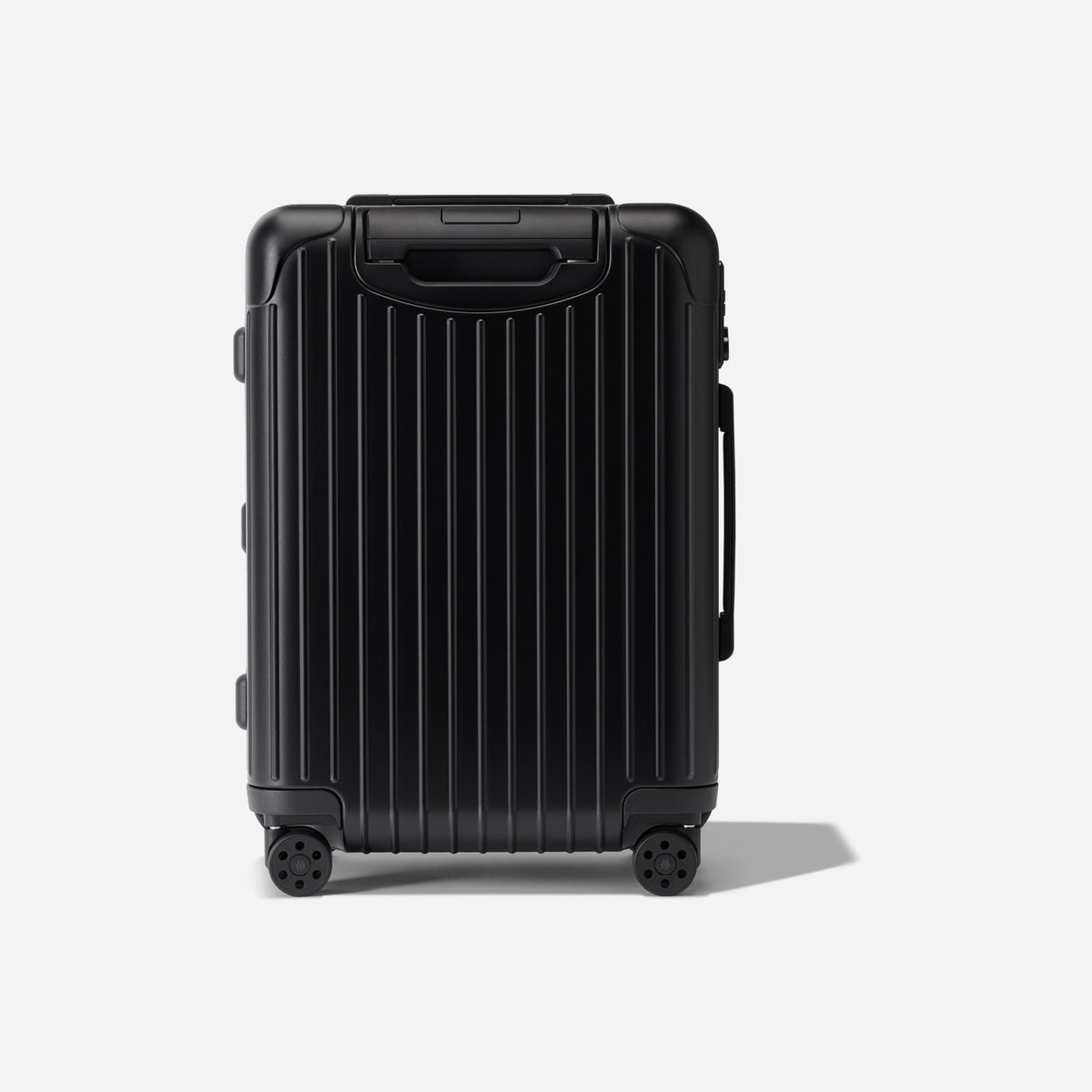 RIMOWA Essential Sleeve Cabin Matte Black