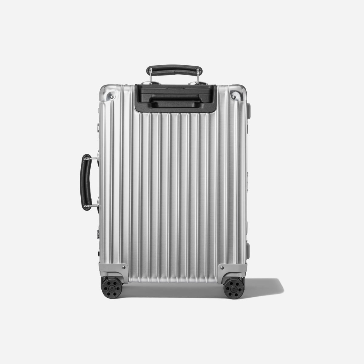 RIMOWA Classic Cabin Silver