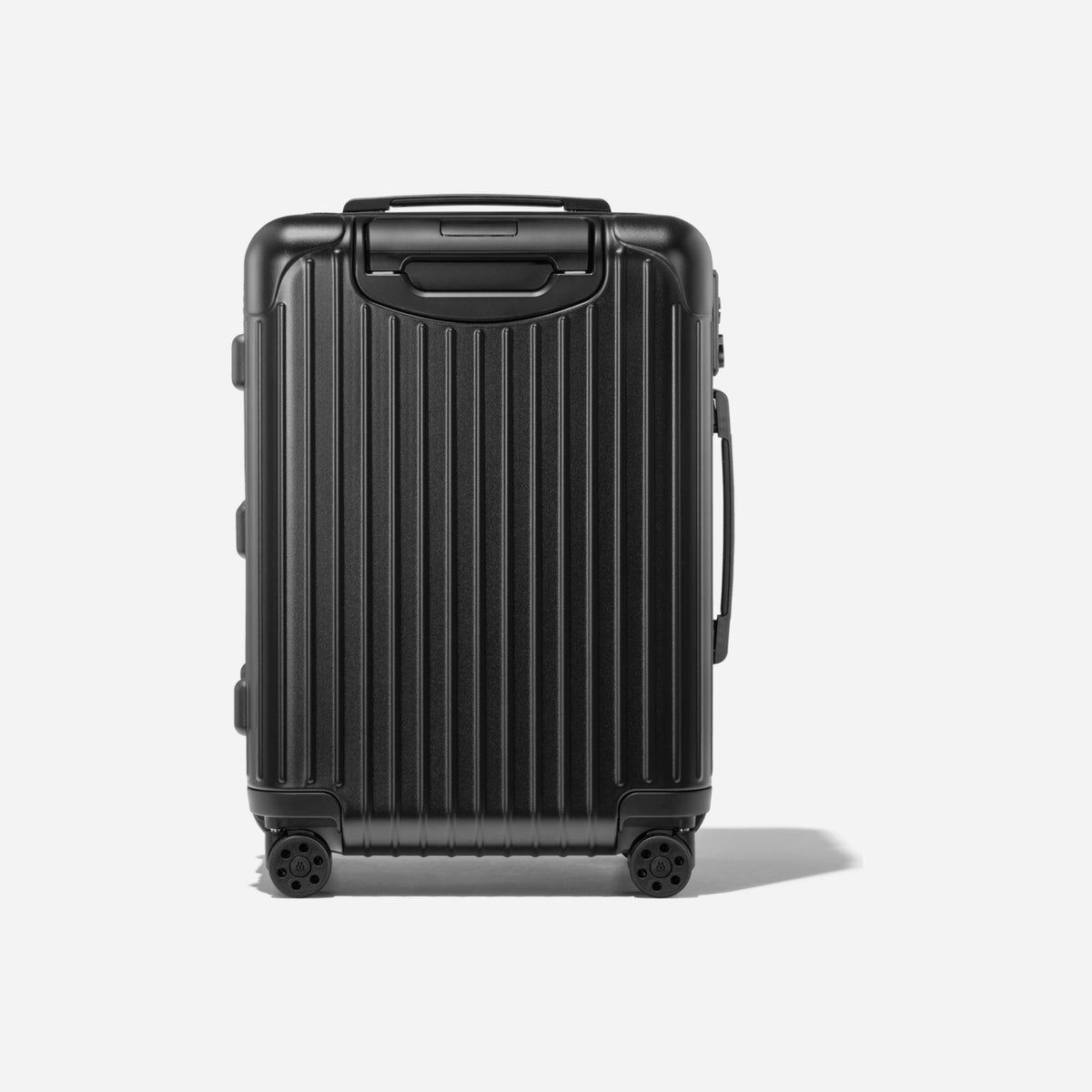 RIMOWA Essential Cabin Matte Black